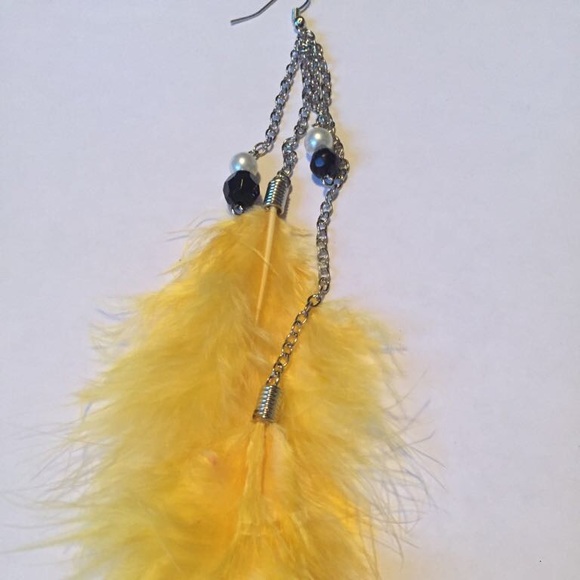 Handmade Earring - Picture 1 of 2